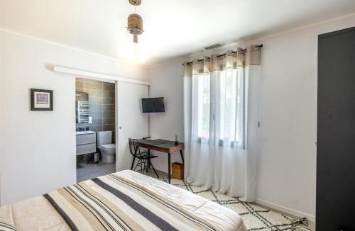 Saint-Medard-d'Eyrans House | Villa Géna