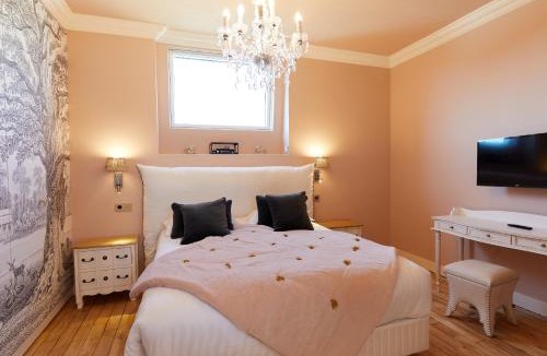 Chartres House | Villa Gabriel - Maison Blanche Chartres