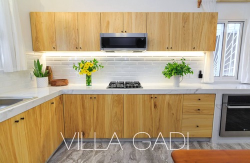 Colima House | VILLA GADI - Roof Garden - Pizza Oven - Tiny Pool