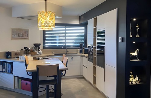 Royan Villa | Villa Ganesh with Private Terrace, Private Garden, and Wi-Fi