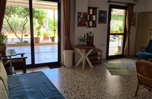 Nea Makri House | VILLA GEORGE