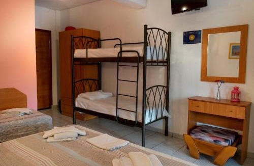Paradhisos Apartment | Villa Gesthimani