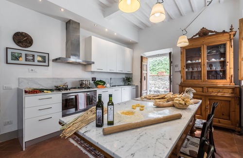 Massa e Cozzile House | Villa Gialla 12 people. Pool PROMOTED BY WEEKHOMES COM