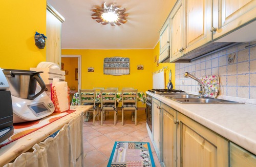 Olia Speciosa House | Villa Gialla Castiadas with Mountain View, Terrace & A/C