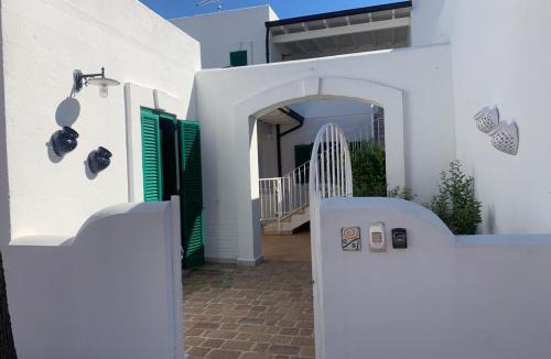 Porto Cesareo Villa | Villa Ginkò 10 posti Letto Torre Lapillo Resort 900 Mt dal Mare