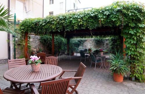Diano Marina Hotel | Villa Gioiosa