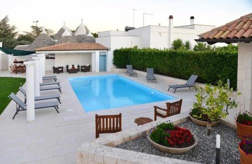 Specchiaruzzo Villa | Villa Giovanna Trullo