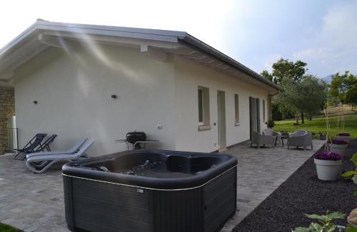 Malcesine Apartment | "Villa Giulia Nicole" Apartaments- Country House