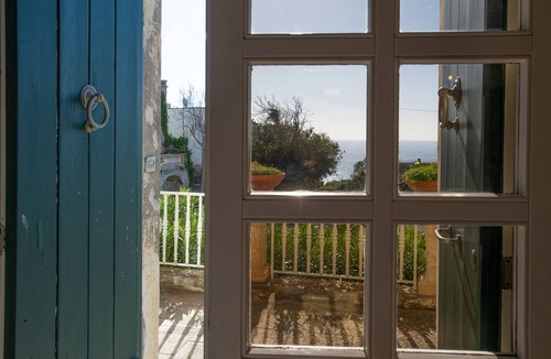 Castro Marina Villa | Villa Giulia with a beautiful terrace overlooking the sea