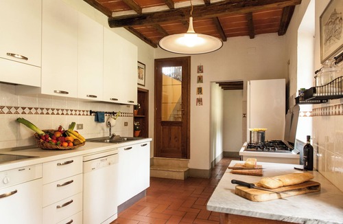 Monte Benichi Villa | Villa Giusterna - Ancient villa in the Tuscan hills