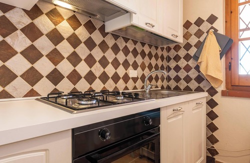 Quartu Sant'Elena Apartment | Villa "Gle Apt 1“ with Pool, Wi-Fi, A/C, Terrace & Garden