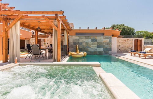 Bicine House | Villa Gold (V9111-K1) - Skradin