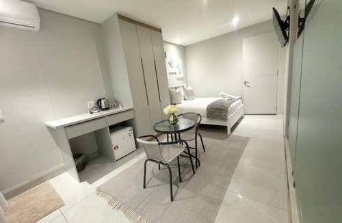 Big Bay Apartment | Villa Grace