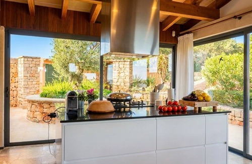 Cala Santany Villa | Villa Grand Bleu. Beach 500 meters away. Option for a heated pool at 30 degrees.