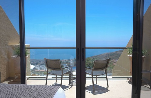 Malibu Hotel | Villa Graziadio Executive Center at Pepperdine University