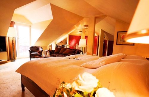 Kleinsteinbach Hotel | Villa Hammerschmiede Hotel & Restaurant