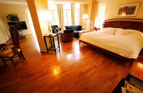 Kleinsteinbach Hotel | Villa Hammerschmiede Hotel & Restaurant