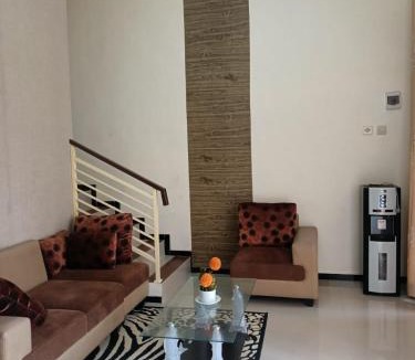 Oro Oro Ombo Villa | Villa Harmoni