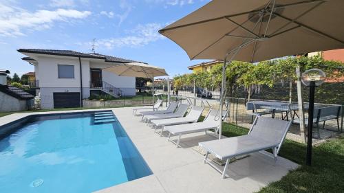 Colà Di Lazise Villa | VILLA HARMONY - Regarda Travel