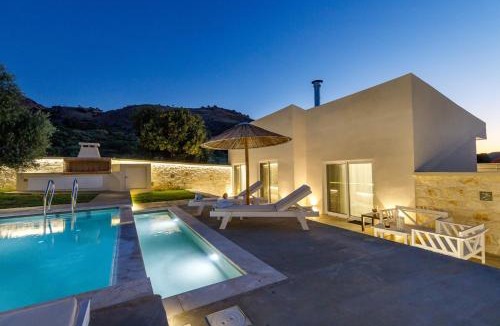 Georgioupolis Apartment | Villa Heated Private Pool & BBQ by ILIOS Georgioupoli