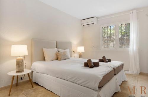 Elviria Villa | Villa Heismax Ref #40