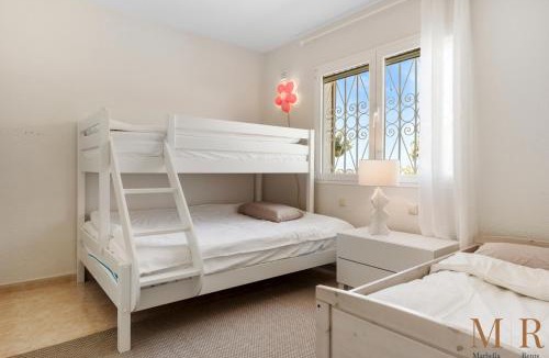Elviria Villa | Villa Heismax Ref #40