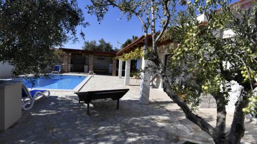 Zrnovnica Villa | Villa Hilltop View - Split by Villas Guide