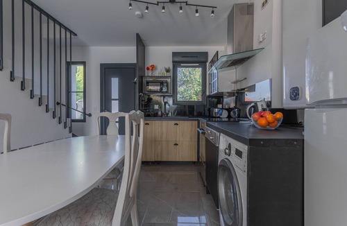 Cabasse Villa | Villa 'Igor' – Charming Stay in Cabasse: Sun, Nature, and Provençal Serenity