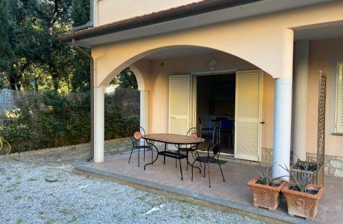 San Vincenzo Apartment | Villa il Boschetto