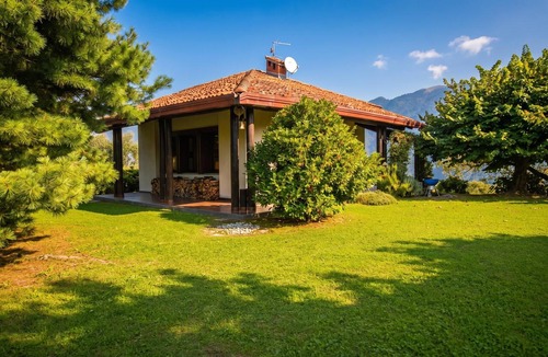 Cerano d'Intelvi Villa | Villa Il Castagno, Cerano d'Intelvi, Italy