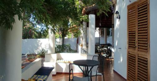 Vulcano Porto Bed & Breakfast | Villa il Glicine