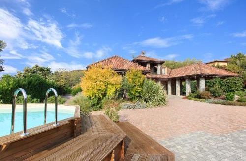 Cissano Villa | Villa Il Grotto
