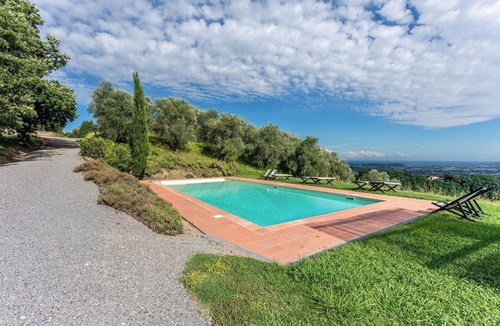 Capannori Villa | Villa il Leccio In Lucca, Tuscany