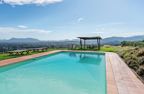 Capannori Villa | Villa il Leccio In Lucca, Tuscany