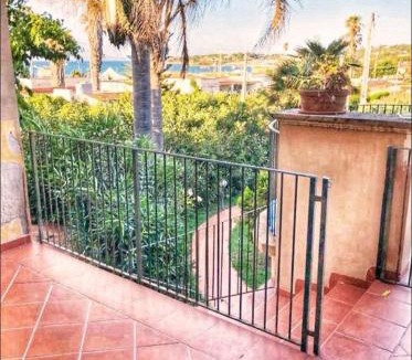 Syracuse House | Villa Ila