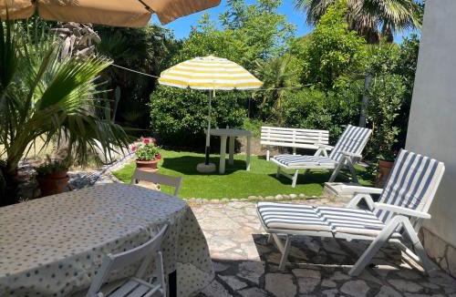 Termoli Apartment | Villa immersa nel verde, spiaggia a 200m