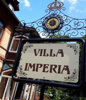 Blankenburg House | Villa Imperia, Museums-Hotel, Treppensteigen