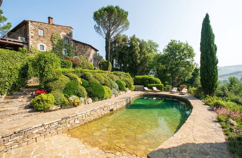 San Pietro in Bossolo Villa | Villa in Badia A Passignano with 9 bedrooms sleeps 18