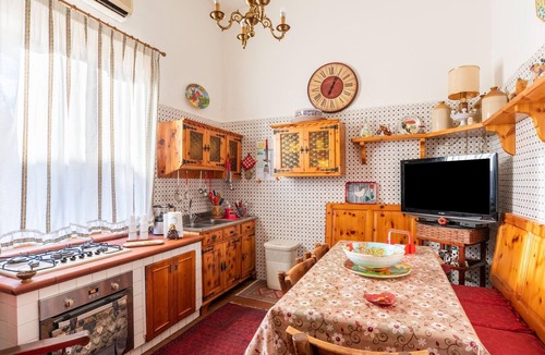 Assoro House | Villa in Enna with Pool near Sicily Outlet