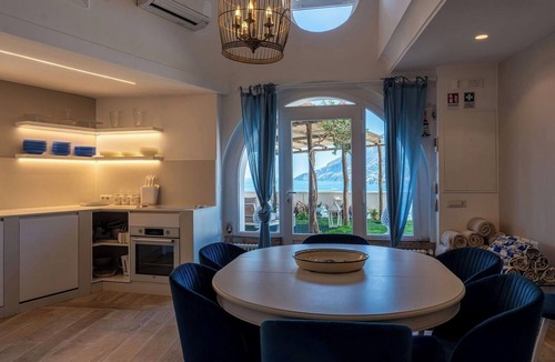 Maiori Villa | Villa in Erchie with 4 bedrooms sleeps 8