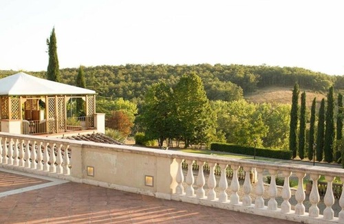 Monte Benichi Villa | Villa in Montebenichi with 7 bedrooms sleeps 16