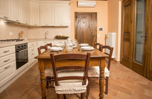 Ferretto Villa | Villa in Montecchio with 4 bedrooms sleeps 10