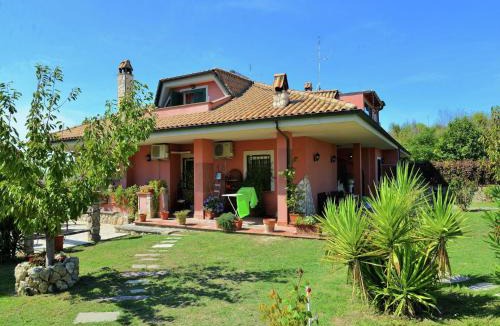 Monterotondo Villa | Villa in Monterotondo with Pool & Tiber Views