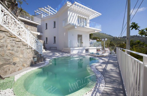 Marina del Cantone Villa | Villa in Nerano with 6 bedrooms sleeps 12