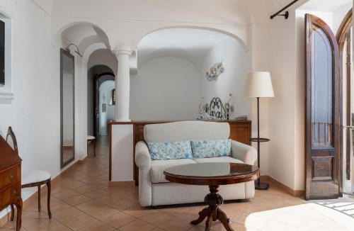 Nocelle Apartment | Villa in Nocelle with Amalfi Coast Views