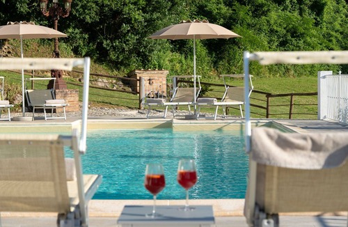 Gambassi Terme Villa | Villa in Pillo with 7 bedrooms sleeps 14