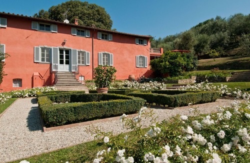 Villabuona Villa | Villa in Querce with 7 bedrooms sleeps 13