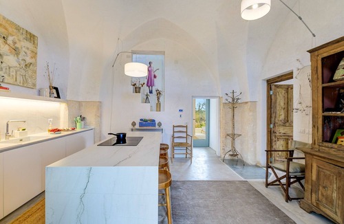 San Vito dei Normanni Villa | Villa in Serranova with 2 bedrooms sleeps 4