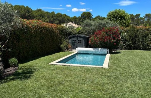 Ventabren Villa | Villa in the countryside of Aix-en-Provence with swimming pool, bowling alley, air conditioning...