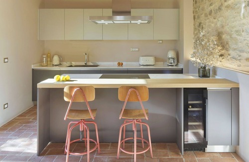 Lucca Villa | Villa /Independent home in Lucca with 4 bedrooms sleeps 10